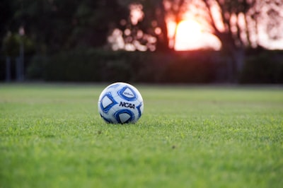 ريال مدريد وليفربول مباشرمواجهة أسطورية في عالم كرة القدم