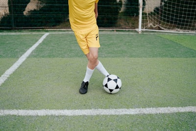 ليفربول وتوتنهام هوتسبيرمواجهة كلاسيكية في الدوري الإنجليزي الممتاز